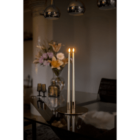 LED Antikljus Flamme Metal 40cm Guld från Star Trading - 2-pack antikljus i plast med en guldskimrande&nbsp;yta och en h&ouml;jd p&aring; 39 cm.