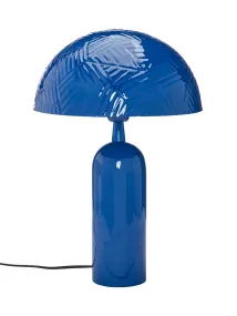 Carter 45cm Blå bordslampa från PR Home - Carter &auml;r gjord utav metall i en blank bl&aring; finish, sk&auml;rmen &auml;r 31cm i diameter och har ett dekorativt hamrat m&ouml;nster.