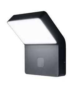 Wide Sensor Mörkgrå utelampa från Osram - Med sin stilrena design och effektiva funktionalitet &auml;r Wide Sensor det perfekta valet f&ouml;r att b&aring;de belysa och s&auml;kerst&auml;lla ditt utomhusomr&aring;de.