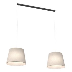 Epoca 90cm Beige från Emibig Lighting - Med sin klassiska design och en modern touch passar Epoca lika bra i traditionella som i samtida inredningar, och tillför rummet en diskret men charmig karaktär.