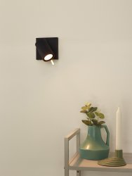 Grony Svart spotlight från Lucide - Denna spotlight levereras med en ljusk&auml;lla som &auml;r utrustad med "dim-to-warm"-teknik, vilket g&ouml;r att du kan reglera ljusstyrkan fr&aring;n 2200 till 3000K vid koppling till en dimmer.