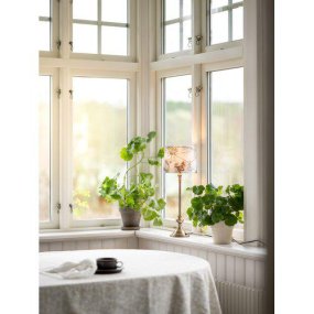 Andrea 70cm Beige bordslampa från PR Home - Andrea bordslampa skapar tillsammans med lampsk&auml;rmen Kr&auml;ftf&aring;ngst en elegant look och blir till blickf&aring;nget i rummet.