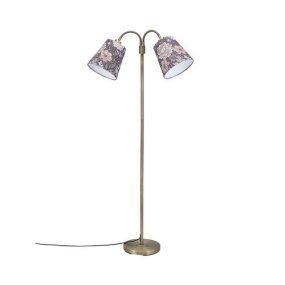 Amy Mässing golvlampa från PR Home - Amy utrstrular simpel och klassisk stil med sin lampfot i m&auml;ssing och tv&aring; r&ouml;rliga armar.