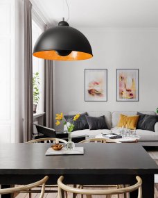 Captain Ø53 Svart/guld taklampa från By Rydéns - Lampan &auml;r i svart metall vilket ger ett tufft och modernt intryck medan insidan i guld skapar en varm atmosf&auml;r.