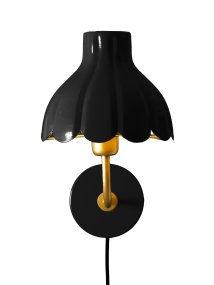 Wells 35cm Svart läslampa från PR Home - Wells &auml;r en dekorativ v&auml;gglampa i metall med ett mjukt och romantiskt uttryck.