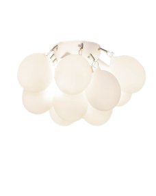Gross Ø30 Vit plafond från By Rydéns - Gross plafond &auml;r en dekorativ taklampa som best&aring;r av 12 skira glaskulor, vardera med en diameter p&aring; 8 cm.