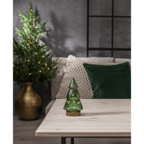 Verde 20cm Grön från Star Trading - Snygg bordsdekoration i form av en gran i m&ouml;rkt, gr&ouml;nt glas.