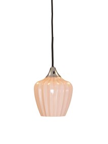 Amalfi Ø14 Aprikos fönsterlampa från PR Home - Amalfi f&ouml;nsterpendel har en tidl&ouml;s och elegant design med en mjuk form inspirerad av sn&ouml;droppens blomma.