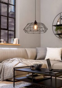 Carlton Ø45 Svart från Eglo - Den stilrena och minimalistiska designen g&ouml;r lampan till ett perfekt val f&ouml;r den som vill ha en trendig och funktionell belysningsl&ouml;sning i sitt hem.