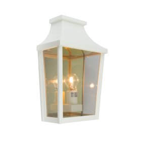 London Big Vit utelampa från Norlys - Med sina rena linjer och &ouml;ppna design sprider den ett klart och v&auml;lkomnande ljus, vilket g&ouml;r den perfekt f&ouml;r att lysa upp entr&eacute;er eller uteplatser.