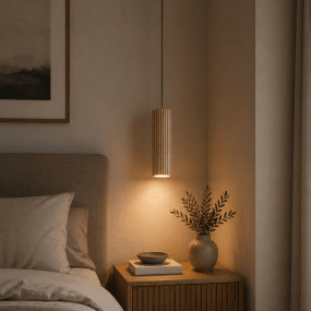 Lakewood Ø10 Trä taklampa från Brilliant - Pendeln har en takkopp i brun metall och en matchande kabel som skapar en enhetlig helhet.