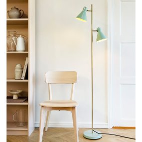 Sleep Shiny mint golvlampa från Dyberg Larsen - Sleep golvlampa i mintgr&ouml;n &auml;r en elegant belysningsl&ouml;sning f&ouml;r ditt hem.