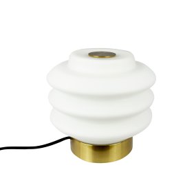 Diva 15cm Mässing bordslampa från Dyberg Larsen - Den elegant designade Diva bordslampan i m&auml;ssing ger en sofistikerad touch till varje hem och &auml;r ett konstverk som tillf&ouml;r liv och sk&ouml;nhet till rummet.