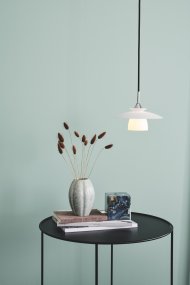 Scandinavia Ø20 Opal från Halo Design - Scandinavia &auml;r b&aring;de praktisk och estetisk &ndash; en lampa som f&ouml;renar funktion och form p&aring; ett harmoniskt s&auml;tt.