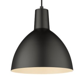 Metropole Ø25 Svart taklampa från Halo Design - Metropole serien &auml;r en komplett och funktionell familj av lampor med en utm&auml;rkande och industriell stil.