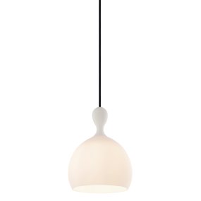 Dueodde Ø18 Opal från Halo Design - Dueodde &auml;r en serie av lampor med kurviga former och kontrasten mellan opalglas och detaljer i antikm&auml;ssing ger dessa lampor en unik stil.