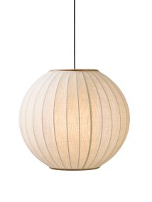 Balloon Ø70 Krämvit taklampa från Halo Design - Balloon &auml;r en elegant takpendel med en gener&ouml;s diameter p&aring; 70cm som blir ett imponerande blickf&aring;ng i rummet.