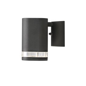 Modena Svart från Konstsmide - Modena &auml;r en stilren fasadlampa i svartlackad aluminium med en elegant detalj i transparent akrylglas som ger lampan ett modernt uttryck.