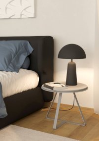 Aranzola 45cm Svart från Eglo - Denna eleganta bordslampa i svart erbjuder ett stilrent och tidl&ouml;st uttryck som passar in i alla typer av inredningar.