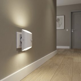 Merta Vit vägglampa från Eglo - Lampan sprider ett behagligt varmvitt ljus p&aring; 3000 K b&aring;de upp&aring;t och ned&aring;t l&auml;ngs v&auml;ggen, vilket skapar en fin och diskret belysning.