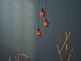 Clay Windows Ø32 Brun taklampa från Osram - Clay Windows har en rustik design med sina sk&auml;rmar gjord av lera i en r&ouml;dbrun f&auml;rg.