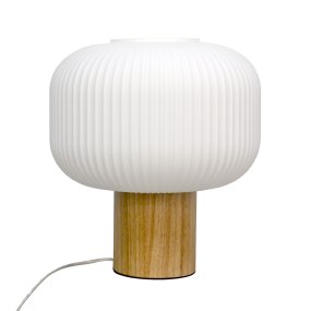 Ekerum 34cm Vit bordslampa från Nordic Lighting - Lampfoten i tr&auml; ger ett varmt och gediget uttryck, medan den vita r&auml;fflade glaskupan skapar ett behagligt och mjukt ljus.