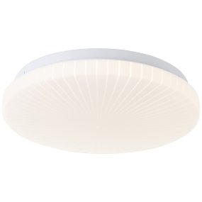 Fenja Ø26 Vit från Brilliant - Den integrerade LED-ljusk&auml;llan ger ett varmvitt ljus p&aring; 3000K och har en ljusstyrka p&aring; 1400 lumen &ndash; perfekt f&ouml;r att skapa en behaglig och v&auml;lbelyst milj&ouml; i exempelvis hall eller k&ouml;k.