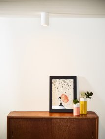 Gipsy Vit spotlight från Lucide - Gipsy &auml;r en stilren och modern spotlight som kombinerar form och funktion p&aring; ett minimalistiskt s&auml;tt.