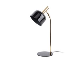 Smart 56cm Svart skrivbordslampa från Leitmotiv - Den blanka, emaljerade finishen i svart f&auml;rg tillsammans med eleganta gulddetaljer ger lampan ett unikt och i&ouml;gonfallande uttryck.