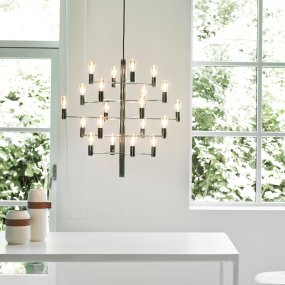 Manola 20 Ø70 Krom taklampa från Herstal - Lampan skapar en magnifik atmosf&auml;r n&auml;r den h&auml;nger i en hall eller &ouml;ver matbordet.