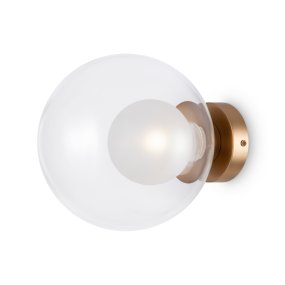 Basic form Ø20 Guld vägglampa från Maytoni - Med en rund, klar glaskupa och en gyllene bas, ger lampan ett mjukt och varmt ljus som skapar en inbjudande atmosf&auml;r.