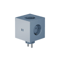 Square 2 Socket extender with 30W Dual USBC Blå från Avolt - Uttagsförlängare från Avolt med en stilren design med en kub i återvunnen plast och en magnetplatta i botten för att kunna hängas upp på väggen.