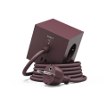 Square 1 with 30W Dual USBC & Magnetic base, 1.8m Vinröd från Avolt - Grenuttag fr&aring;n Avolt med en stilren design med en l&aring;ng sladd i PVC, en kub i &aring;tervunnen plast och en magnetplatta i botten f&ouml;r att kunna h&auml;ngas upp p&aring; v&auml;ggen.