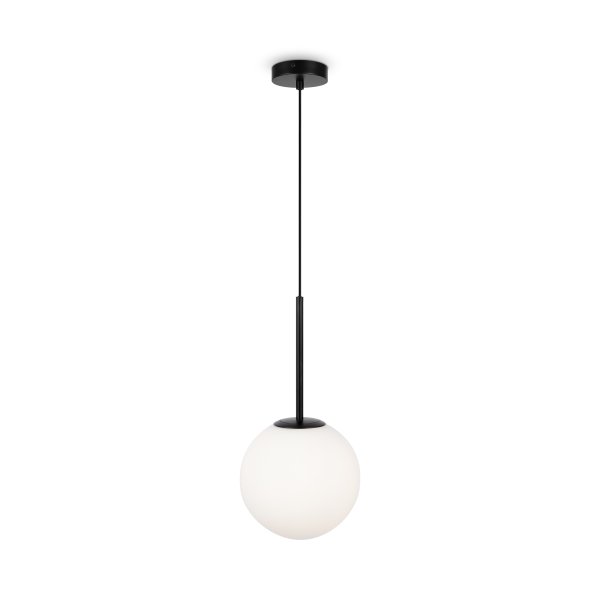 Basic form Ø20 Svart taklampa från Maytoni - Med sin mjuka opalglasglob och en smal metallisk armatur i en svart finish, ger lampan ett vackert och behagligt ljus som passar perfekt i b&aring;de moderna och klassiska inredningsstilar.