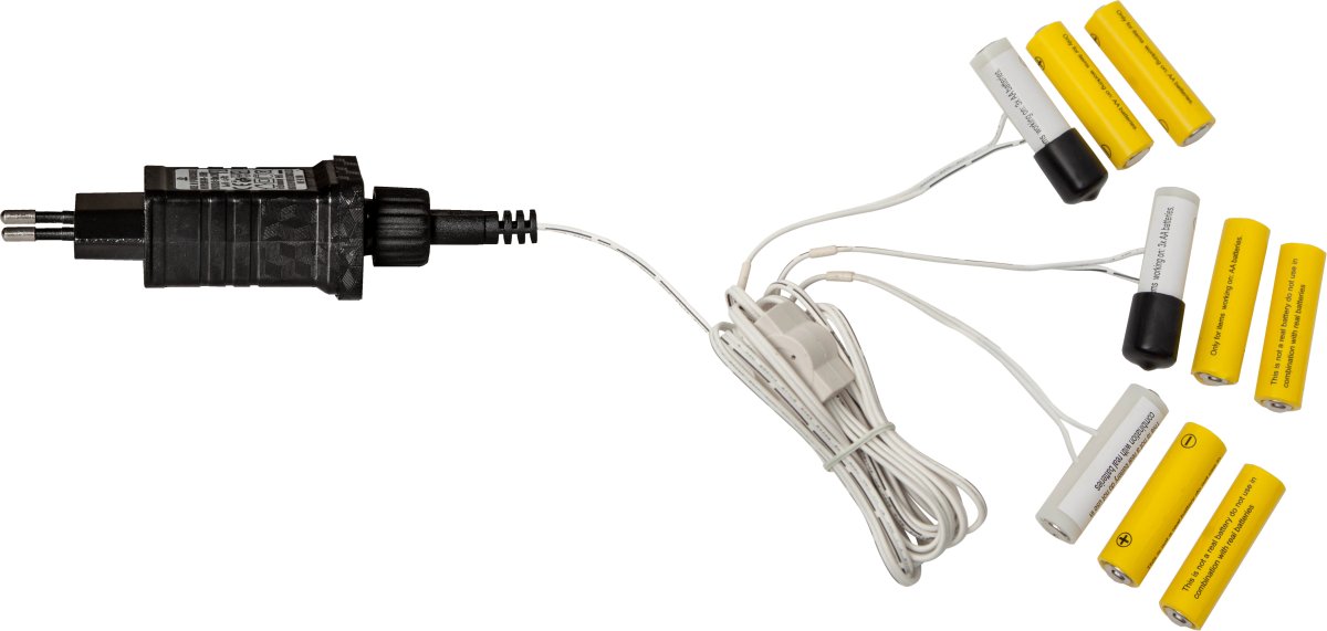 Batterieliminator 3 x AA Vit från Star Trading - Batterieliminator f&ouml;r 3xAA-batterier med 3 utg&aring;ngar.