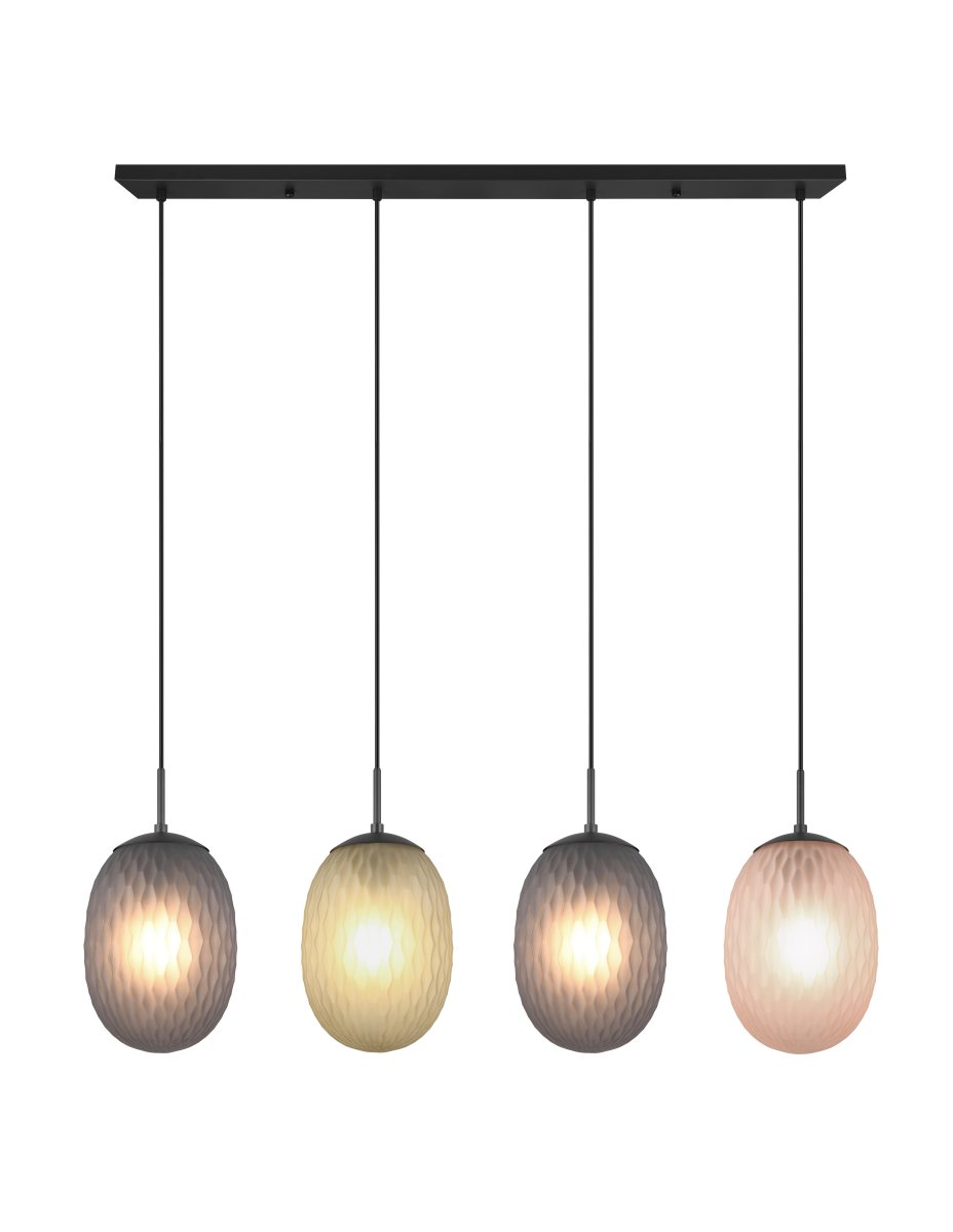 Facette 117cm Flerfärgad taklampa från Trio Lighting - Med sina harmoniska f&auml;rgnyanser i r&ouml;k, amber och gr&ouml;nt blir Facette en dekorativ och funktionell belysning som lyfter inredningen och skapar en varm atmosf&auml;r i ditt hem.