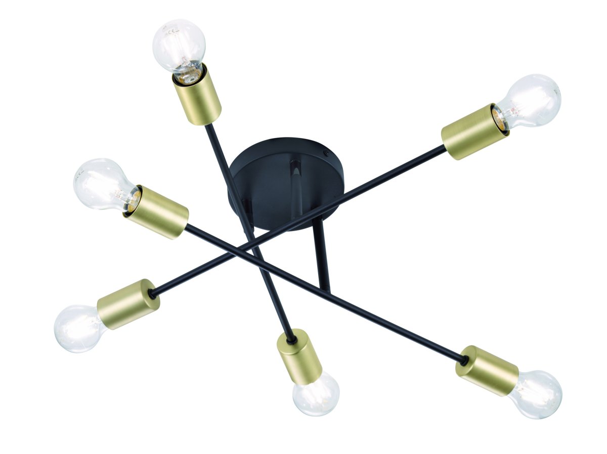 Cross Ø56 Svart plafond från Trio Lighting - De svarta metallarmarna i asymmetrisk konstruktion skapar en dynamisk och trendig look, medan detaljer i m&auml;ssing ger en elegant touch.