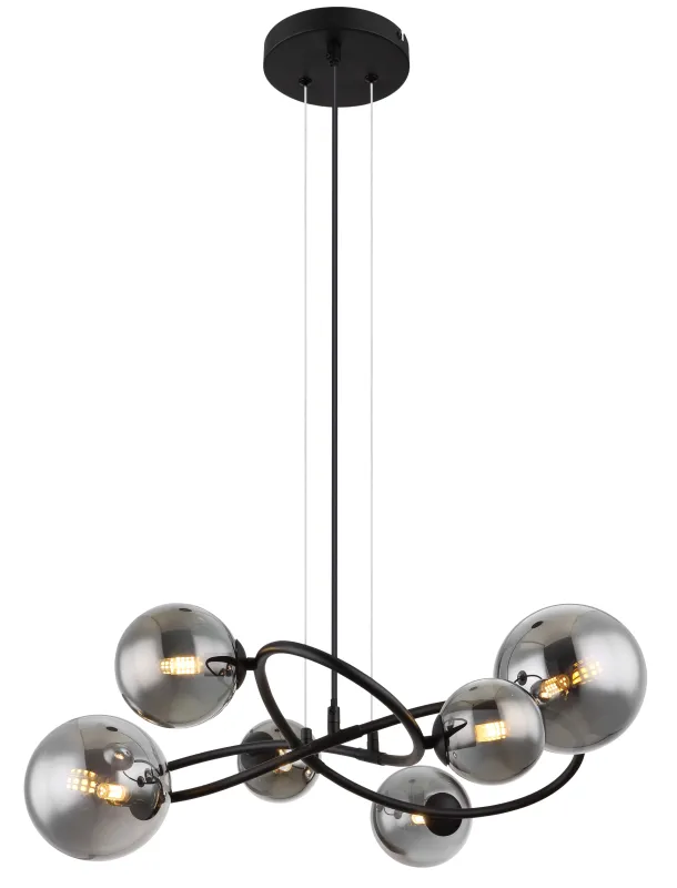 Riha 62cm Rökfärgad taklampa från Globo Lighting - Lampan &auml;r av mattsvart metall och ger ditt hem en lyxig och inbjudande atmosf&auml;r.