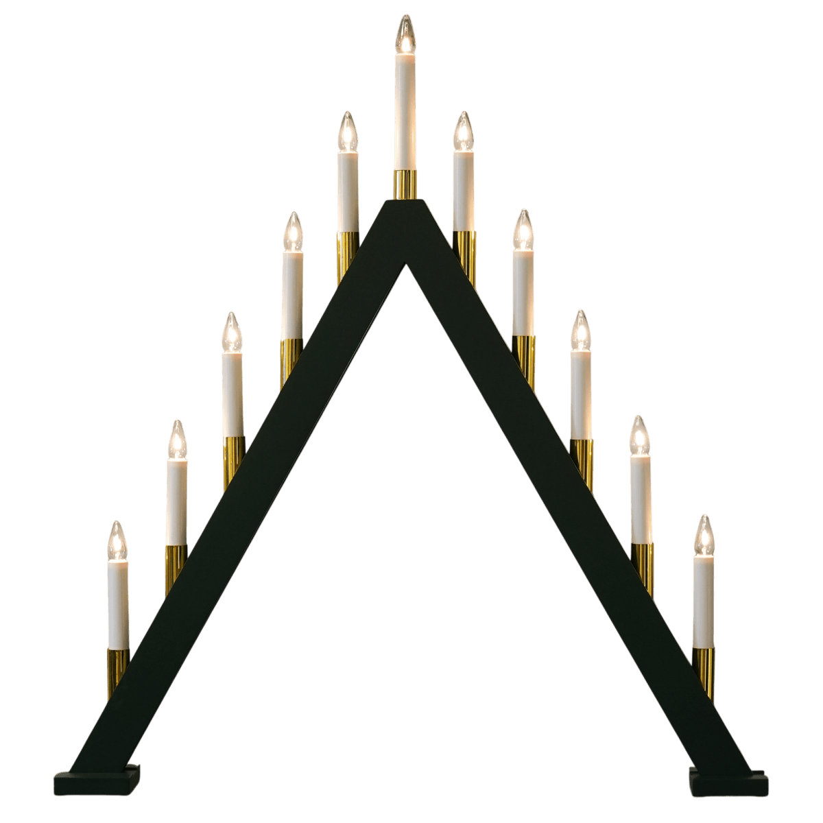 Hilda 11 Mörkgrön från Pixie Design - Hilda &auml;r en st&aring;tlig ljusstake i tr&auml; med elva ljus som skapar ett varmt och st&auml;mningsfullt sken.