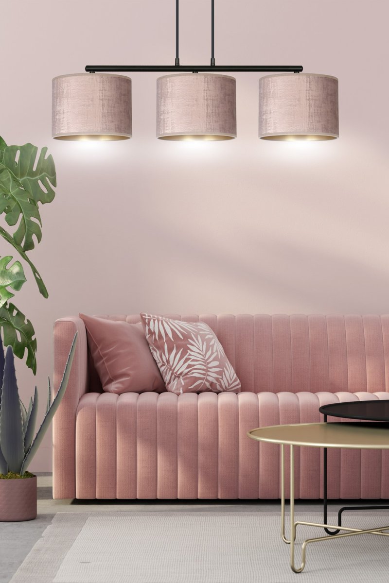 Hilde 72cm Rosa taklampa från Emibig Lighting - Den enkla konstruktionen och den eleganta f&auml;rgskalan g&ouml;r Hilde till ett m&aring;ngsidigt val som sm&auml;lter in i m&aring;nga olika rum och stilar.