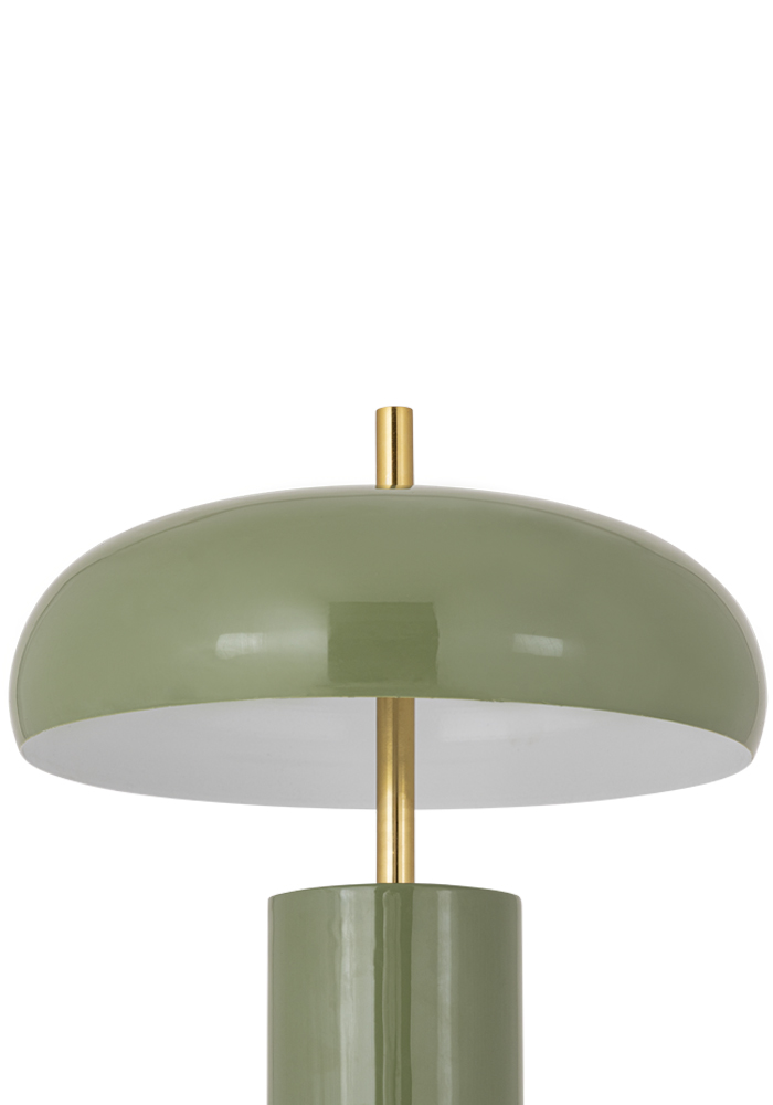 Lex 40cm Grön bordslampa från Alde & Lind - Lex &auml;r en modern bordslampa i metall med en dov gr&ouml;n f&auml;rg och h&ouml;gblank, emaljliknande finish.