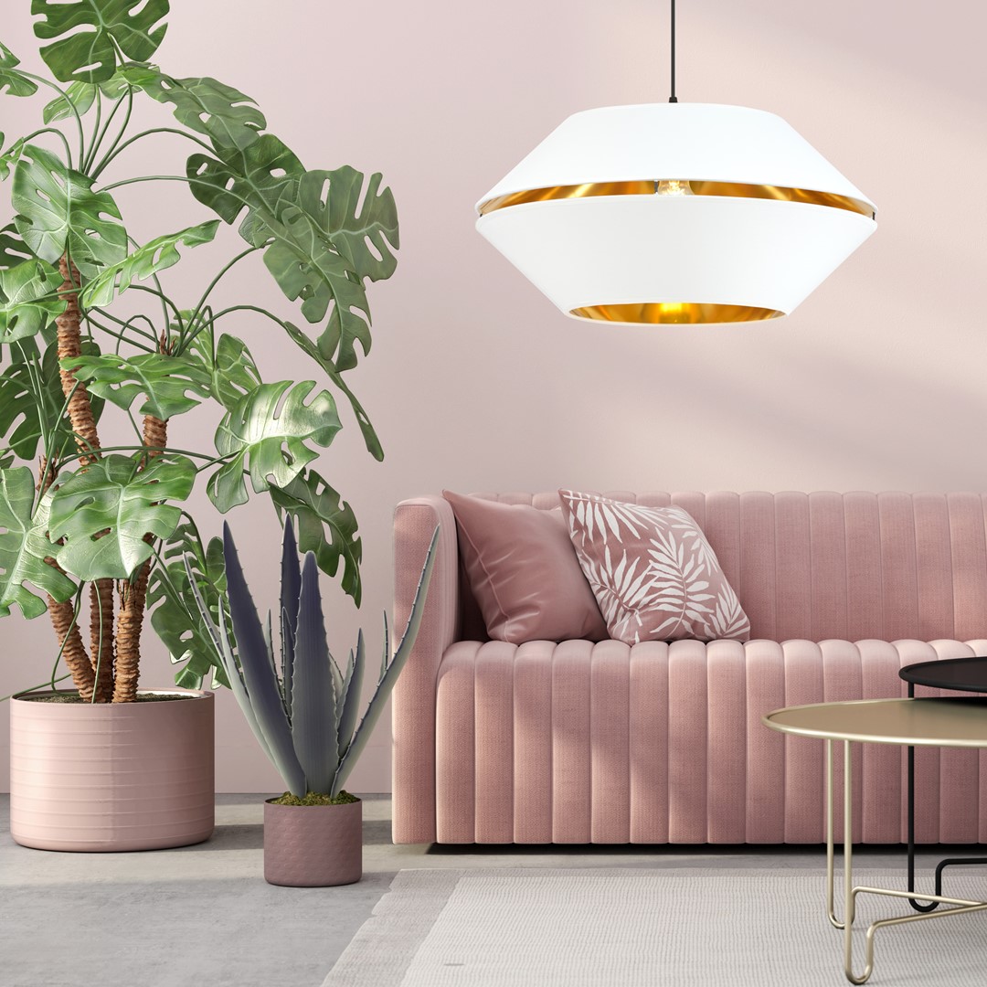 Piano Ø42 Vit taklampa från Emibig Lighting - Den unika lampsk&auml;rmen med gyllene insida ger rummet en s&auml;rskild karakt&auml;r och skapar en magisk atmosf&auml;r med v&auml;rme.