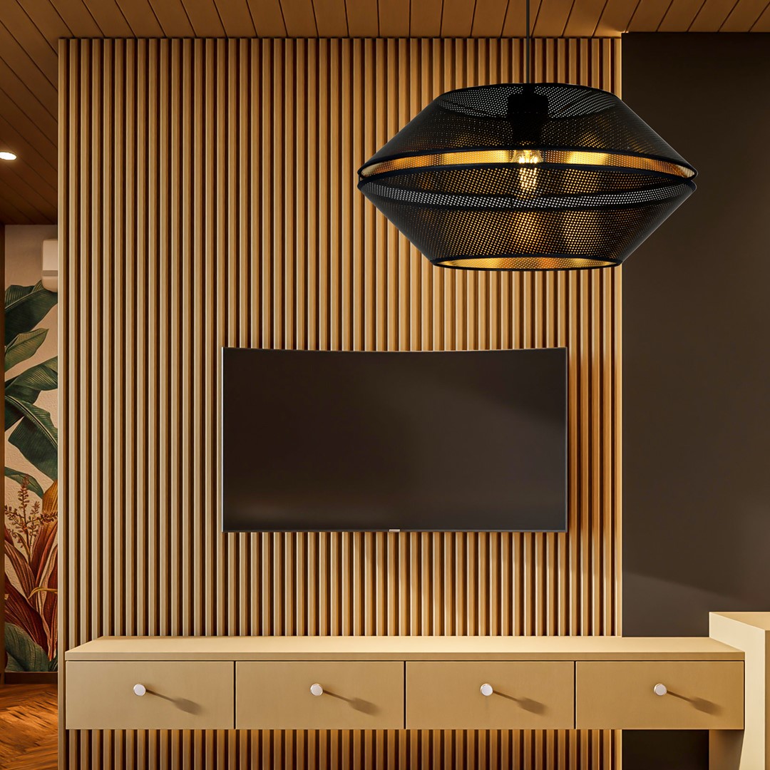 Malia Ø42 Svart taklampa från Emibig Lighting - Den unika lampsk&auml;rmen med gyllene insida ger rummet en distinkt karakt&auml;r och skapar en magisk, st&auml;mningsfull atmosf&auml;r med v&auml;rme.