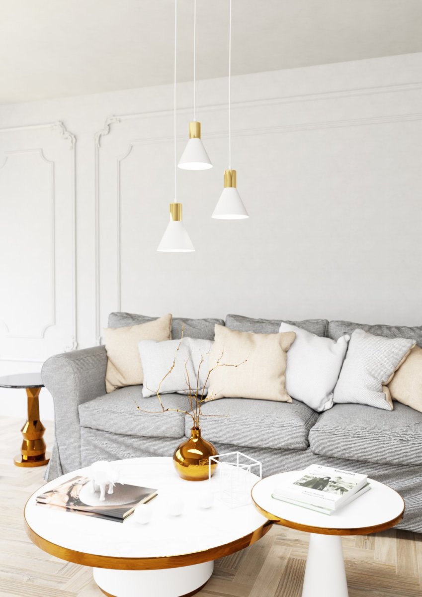 Rosa Ø30 Vit taklampa från Emibig Lighting - Taklampan Rosa &auml;r ett stilfullt tillskott d&auml;r enkel form m&ouml;ter eleganta detaljer.