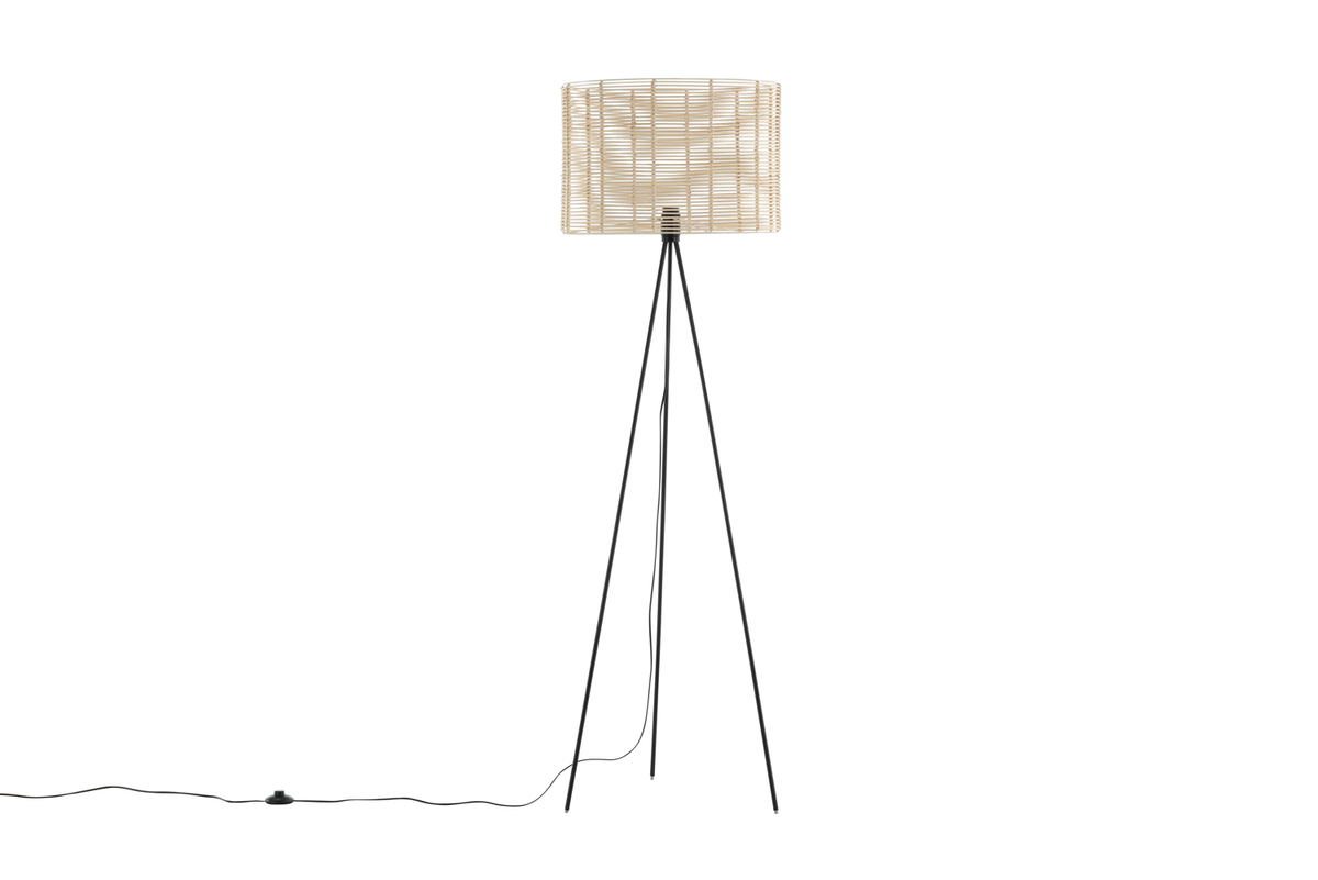 Fence Svart golvlampa från Venture Design - FENCE &auml;r en modern golvlampa i rotting som ger ett vackert sken i rummet.