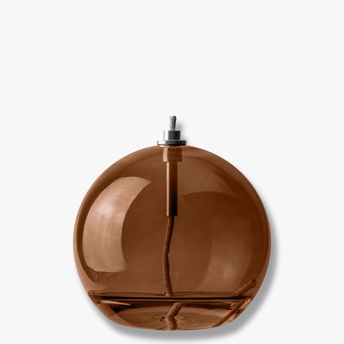 Oljelampa Aura Mellan Brun från Mette Ditmer - Perfekt p&aring; ett bord, en byr&aring; eller en f&ouml;nsterbr&auml;da.