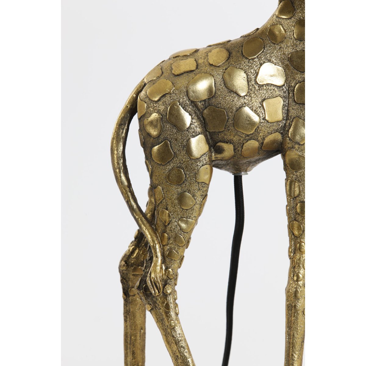 Giraffe 60cm Guld bordslampa från Light & Living - Giraffe &auml;r en unik bordslampa som kombinerar dj&auml;rv design med elegans.