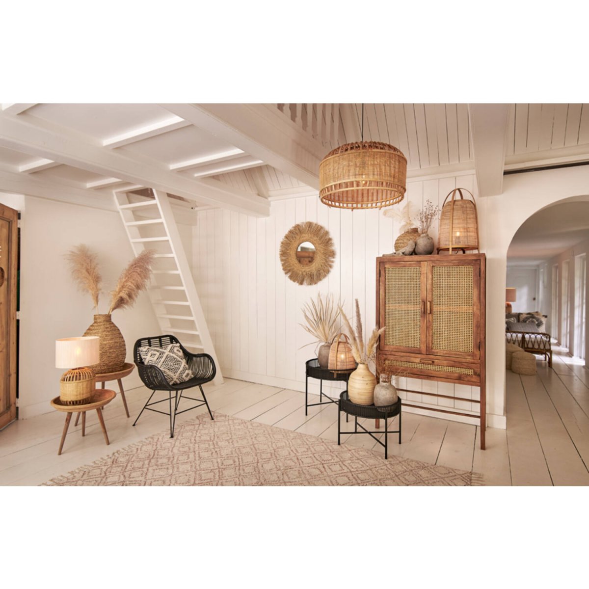 Jacinto 60cm Natur bordslampa från Light & Living - Skapa en varm och harmonisk atmosf&auml;r med Jacinto, en stilfull lampa i bambu och linne.
