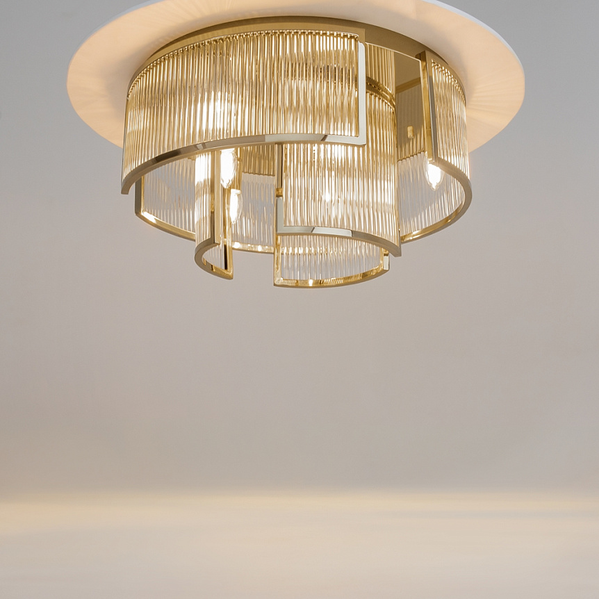 Frame Ø55 Guld plafond från Maytoni - Perfekt att placera i hallen, sovrummet eller vardagsrummet d&auml;r den b&aring;de ger funktionellt ljus och en dekorativ touch.
