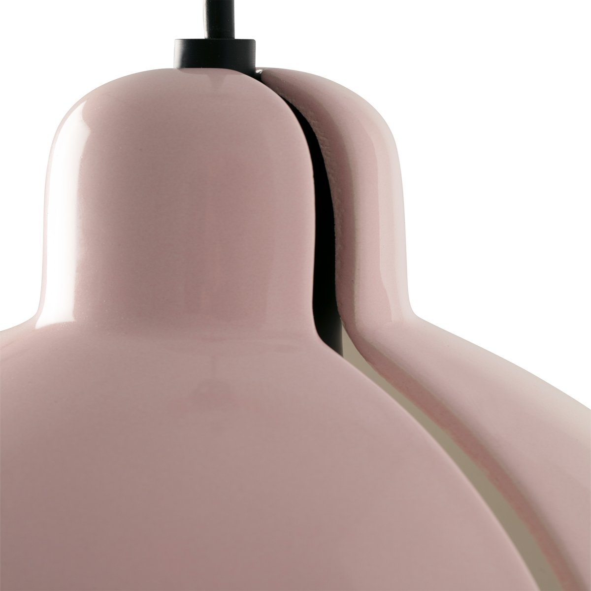 Venice Ø20 Rosa taklampa från Faro Barcelona - Den &auml;r enkel att montera sj&auml;lv och passar perfekt i b&aring;de hem och offentliga milj&ouml;er.